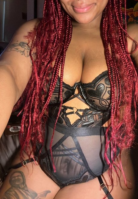 Hell0kittyevie pornographic model pic