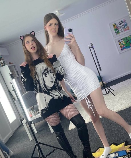 lilhyper pornstar hd image