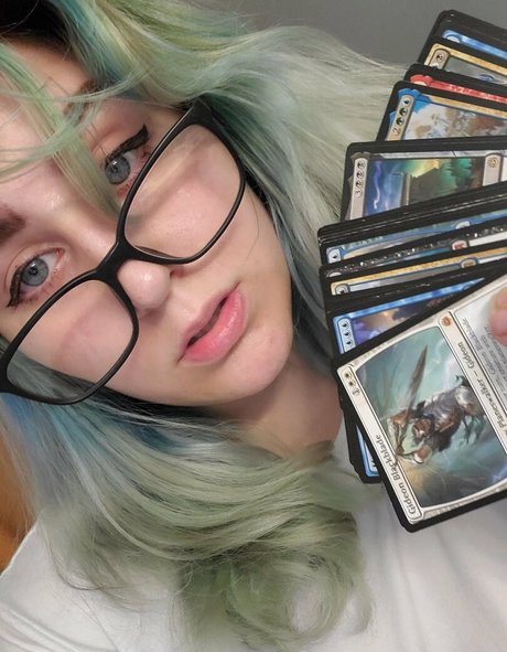 avalei free pornstar nude picture