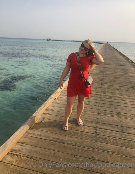 the foodiequeen erotic actress photos