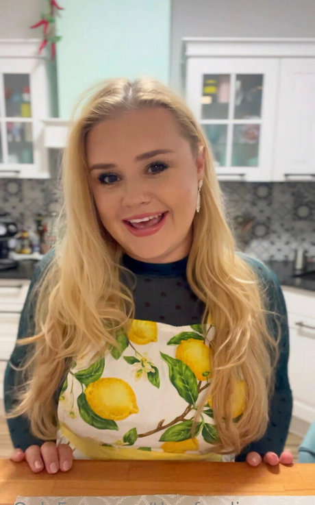 the foodiequeen hot actress images