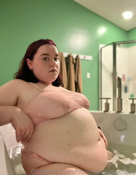 hungryhungrymolly model xxx pic