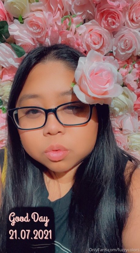 fuzzycolors star nude gallery