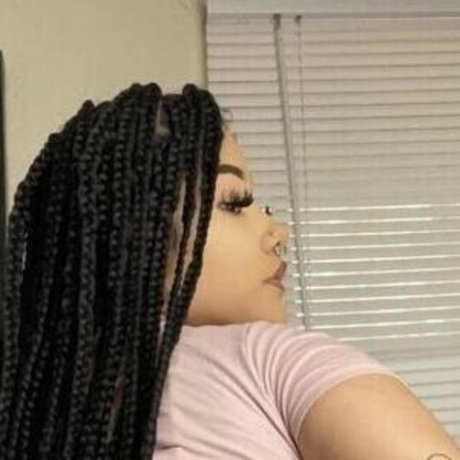 chubby goth onlyfans free porn pics