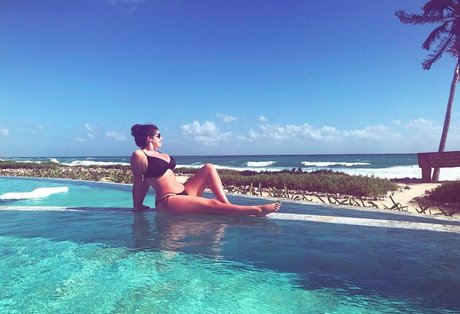 big dick shemale onlyfans best pic