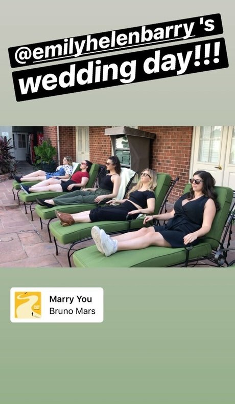 female influencer onlyfans perfect image