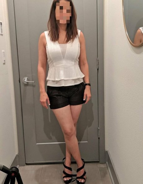 naturalbustyhotwife pornstar hot photos