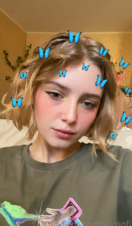 Sunsofi nice actress photo