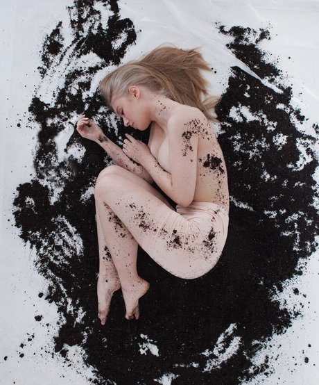 girl onlyfans exclusive photos