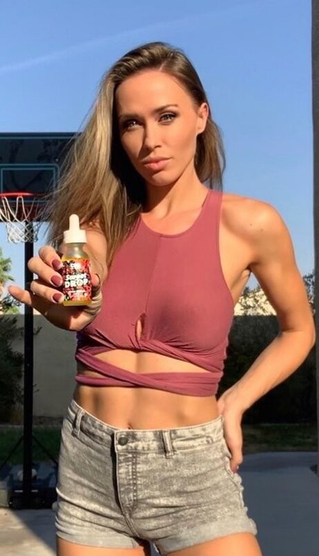 Christinapandamarie best star picture