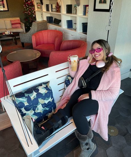 Larissa Cambusano pornstar picture