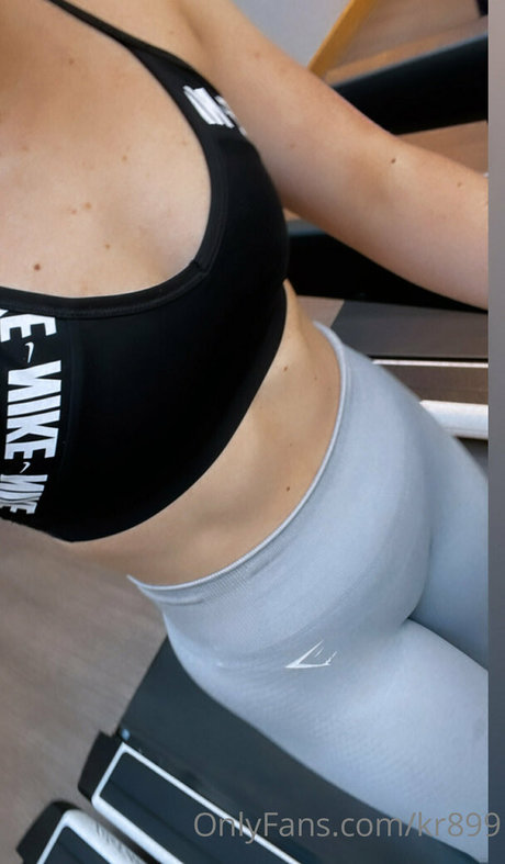 Katy Robertson nude star photo