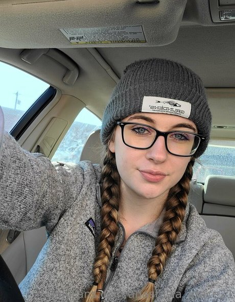 Anastasia Grace pornstar pic