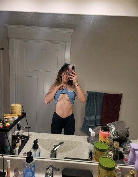 Anastasia Grace star perfect pictures