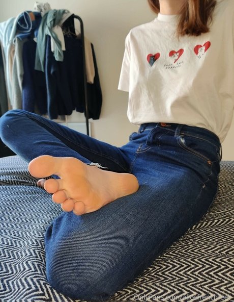 alicefrenchfeet star hot archive
