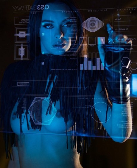 Daisy Olie exclusive actress pictures