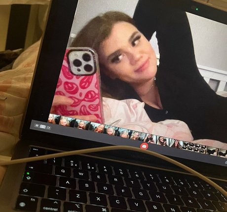 Molly Georgia Leach free model img