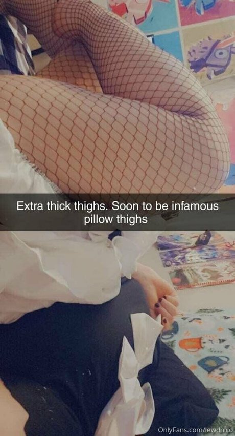 female popular onlyfans nude picture