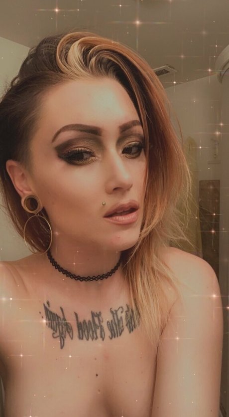 lovesickfordick pornstar exclusive galleries