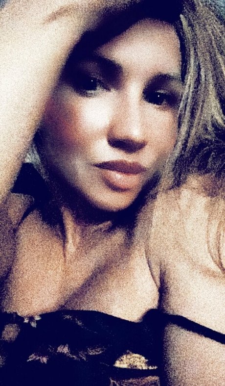 skinny shemale onlyfans art nude img