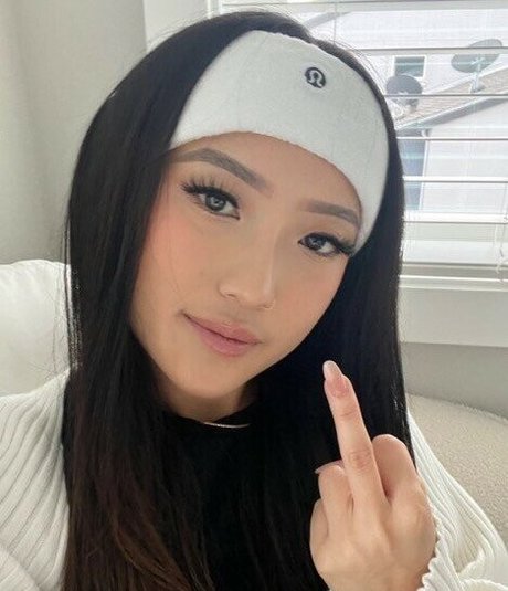 godessjny nude actress pictures