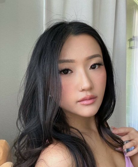 godessjny model porn image