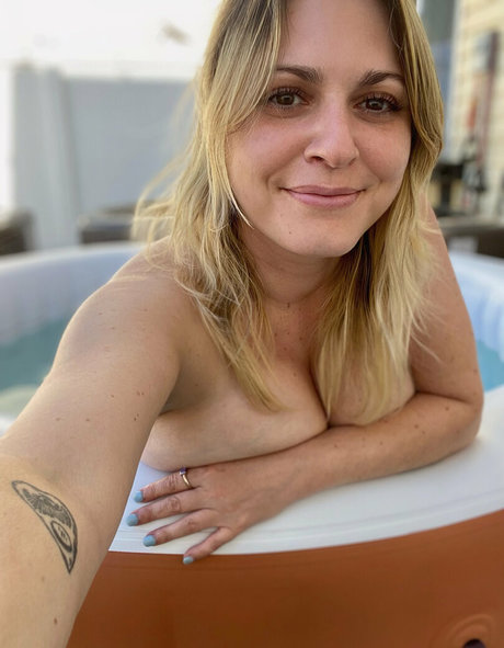 lindsaymariefelton star free img