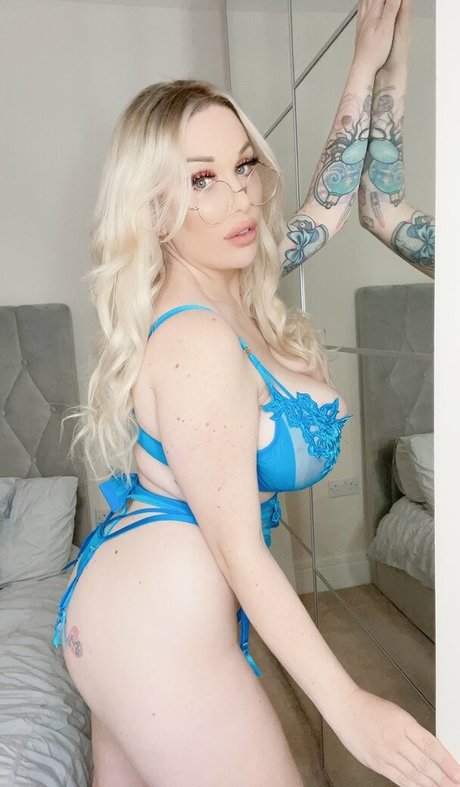 bikini fitness onlyfans free nude img