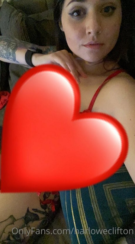 harloweclifton pornographic model gallery