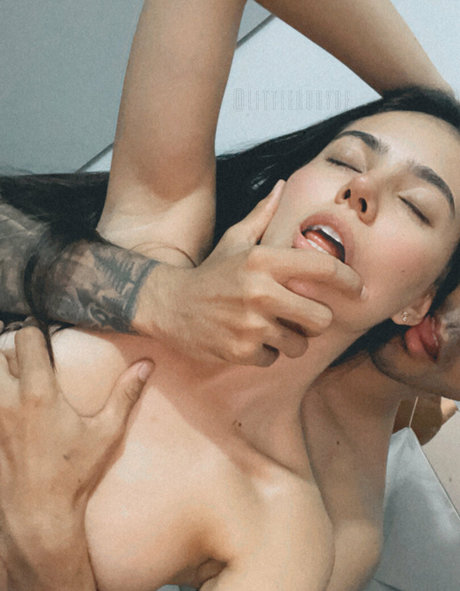 girl on girl onlyfans art xxx pics