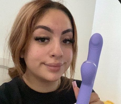 Shoneyy art actress pics