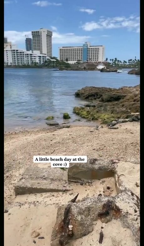 Charlotte Godoy perfect model picture