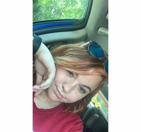 shemale handjob onlyfans pretty picture