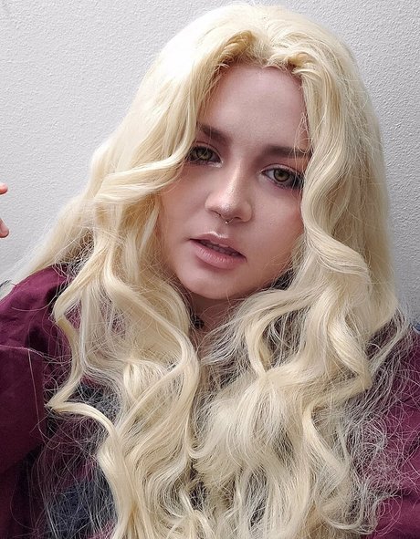 awoo exe model beautiful galleries