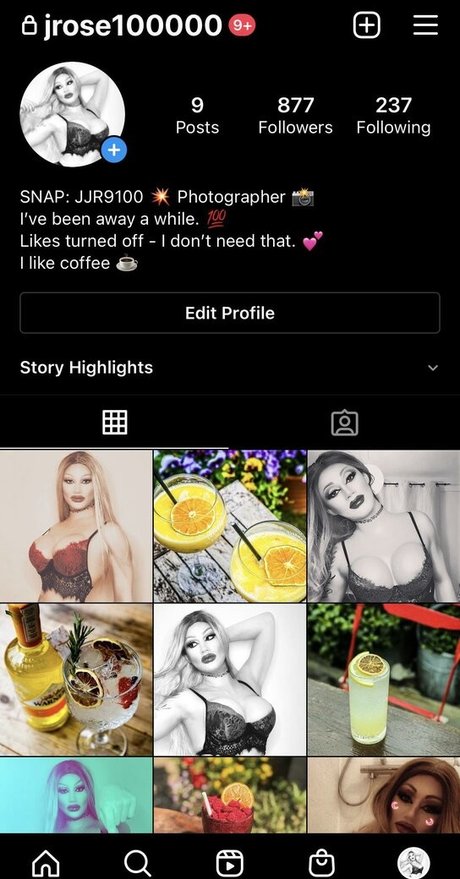 Roman Rose nudes model pic