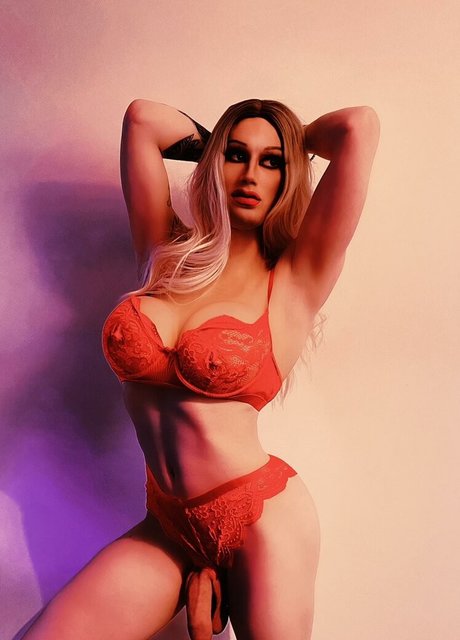 Roman Rose sex actress img