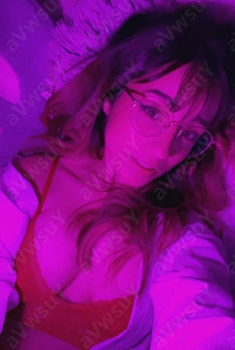 Maya ASMR model top pics