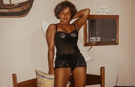 Cassiana Abraham Costa hd model pictures