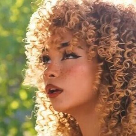 Kiara Peach pornstar high quality picture