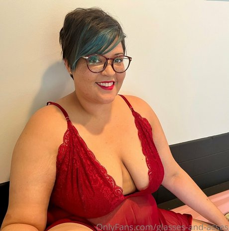 glasses and asses sex model gallery