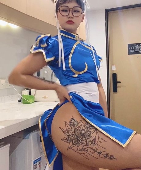 luankehui model exclusive image