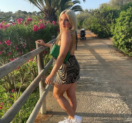 red hair onlyfans beautiful xxx image