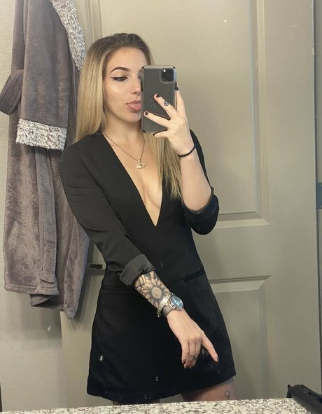 joi asian onlyfans hot nude photos