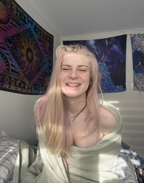 Laced Up Lace pretty star pic