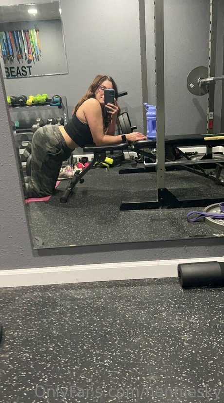 cute babe onlyfans free nude gallery