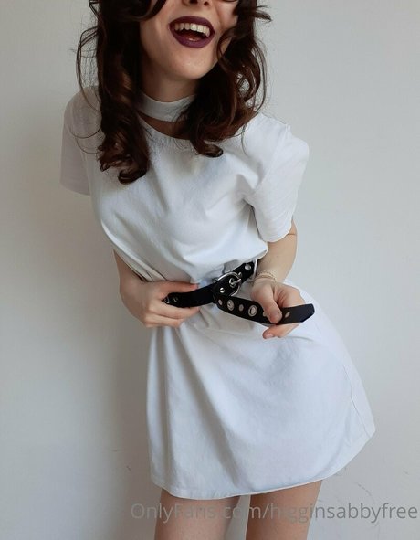 higginsabbyfree pretty actress photo