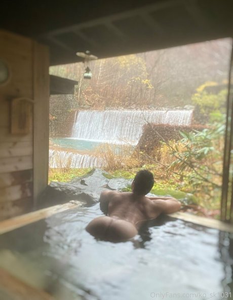 ko sk1031 pornstar top photo