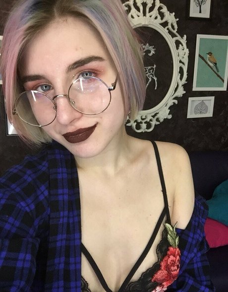 alice immodest naked pornstar pics