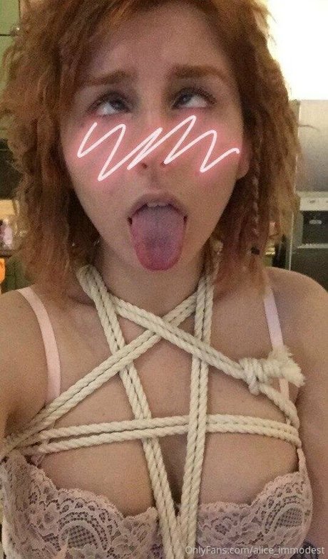 alice immodest xxx model pic