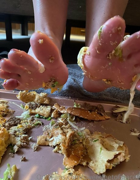 sweetfeetofstacey erotic model archive